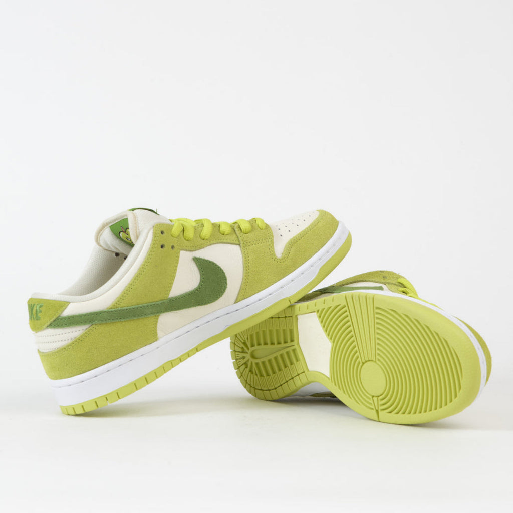 Nike SB Dunk Low Pro Apple