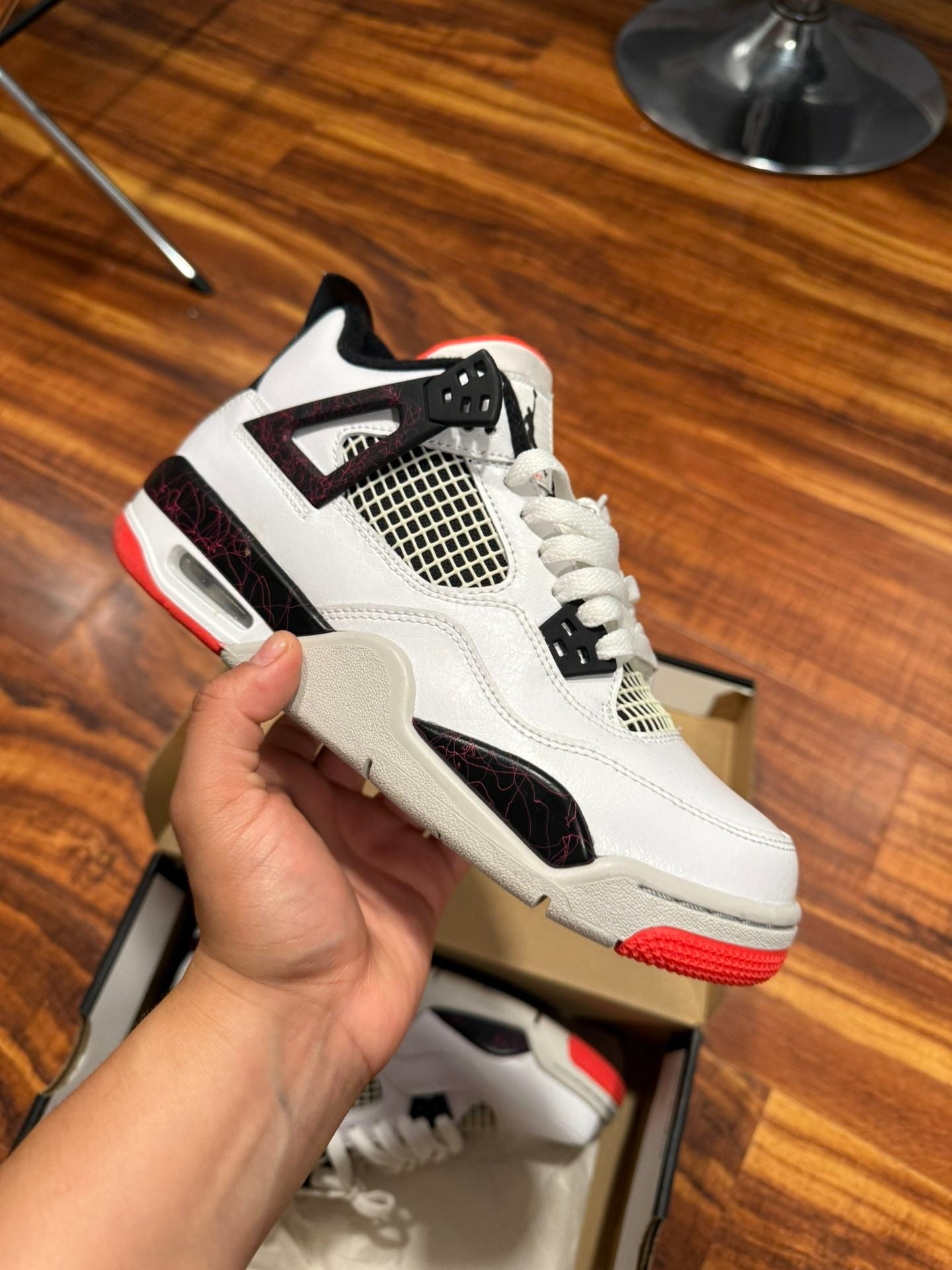 Air Jordan 4 Retro - Flight Nostalgia